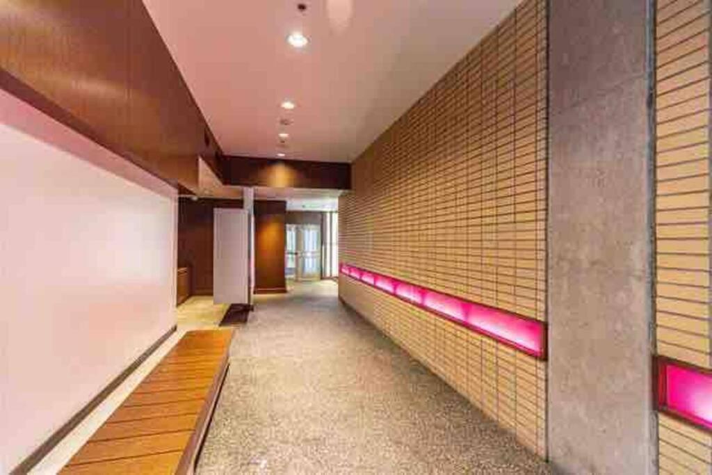 Beautiful Apartment Downtown, Mins To Rogers Arena, Stadium, Restaurants, Shops Ванкувер Екстер'єр фото